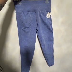 Five Twenty Co scrunch bum tights